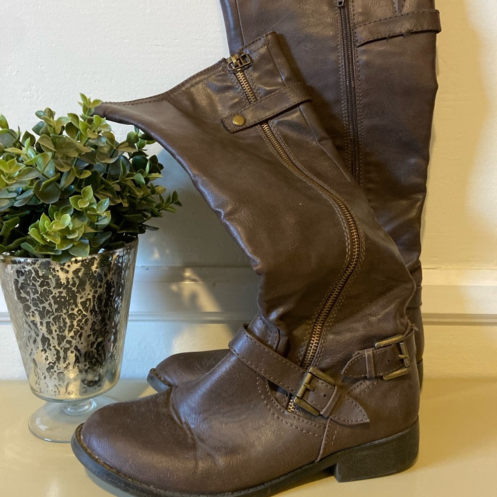 Mossimo Brown Boots